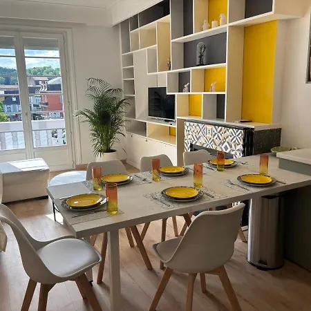 Les Orchidees Et Les Marguerites Apartmán