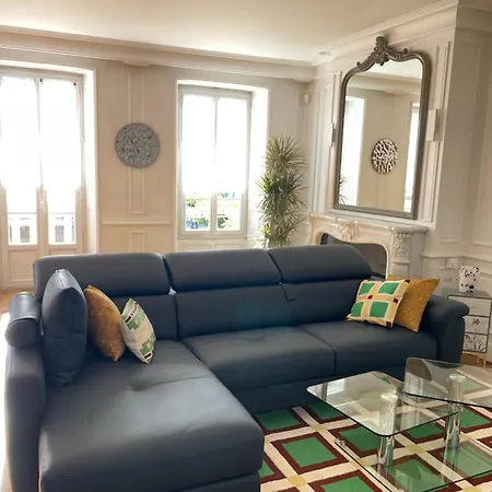 Les Orchidees Et Les Marguerites * Lourdes